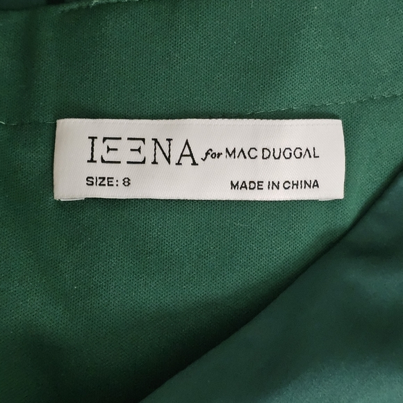 MAC DUGGAL Size 8 Long Sleeve Ruched Waist A-LINE Gown Dress - Picture 3 of 4